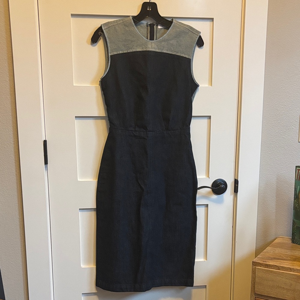 Elegant Denim Sleeveless Dress